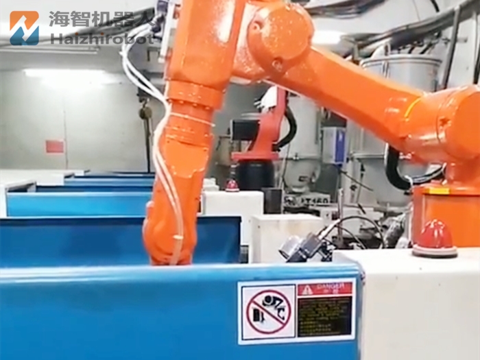 注塑機機器人取件生產線 模內取料機械手